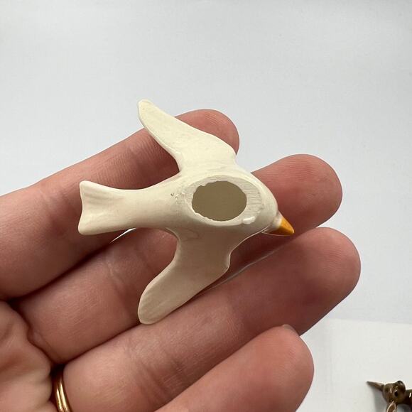 Vintage Bone China Seagull Bird White Japan Free Standing Figurine Trinket Beach - Picture 6 of 6